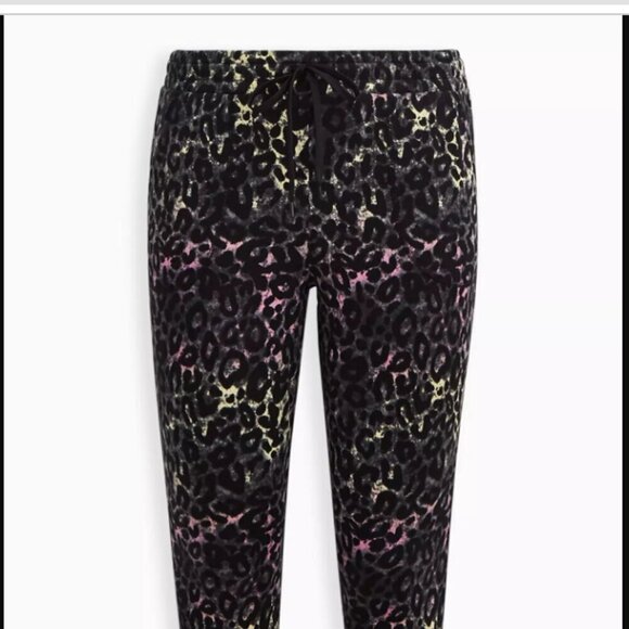 Torrid LoveSick Jogger - Everyday Fleece Leopard Skull 3x NEW NWT - Picture 4 of 14
